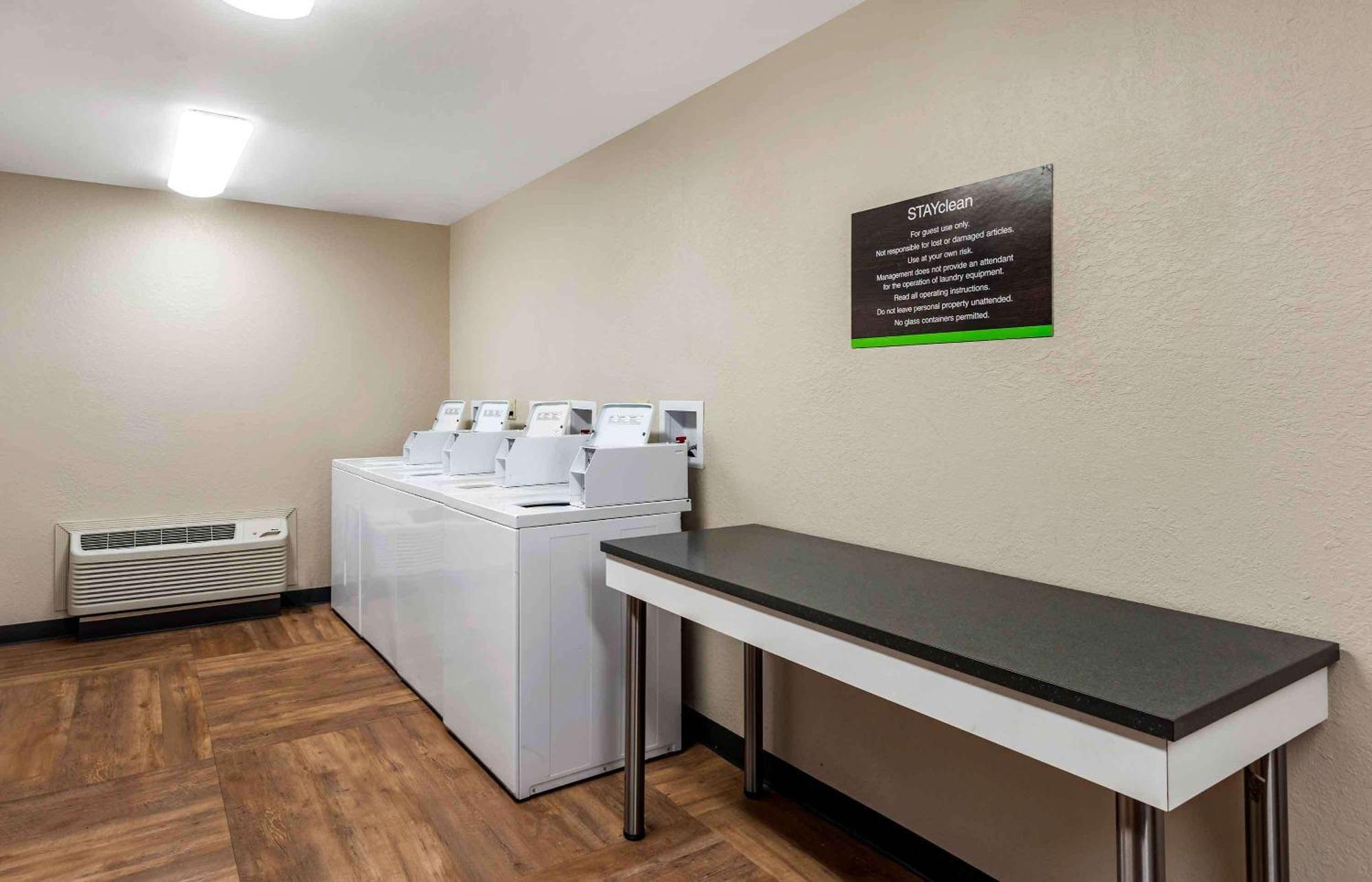 Extended Stay America Suites - Fort Lauderdale - Плантейшън Екстериор снимка