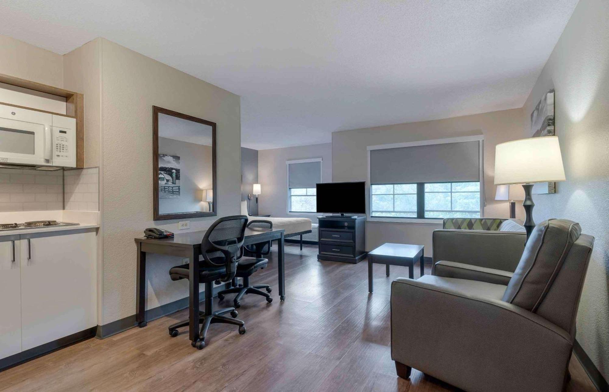 Extended Stay America Suites - Fort Lauderdale - Плантейшън Екстериор снимка