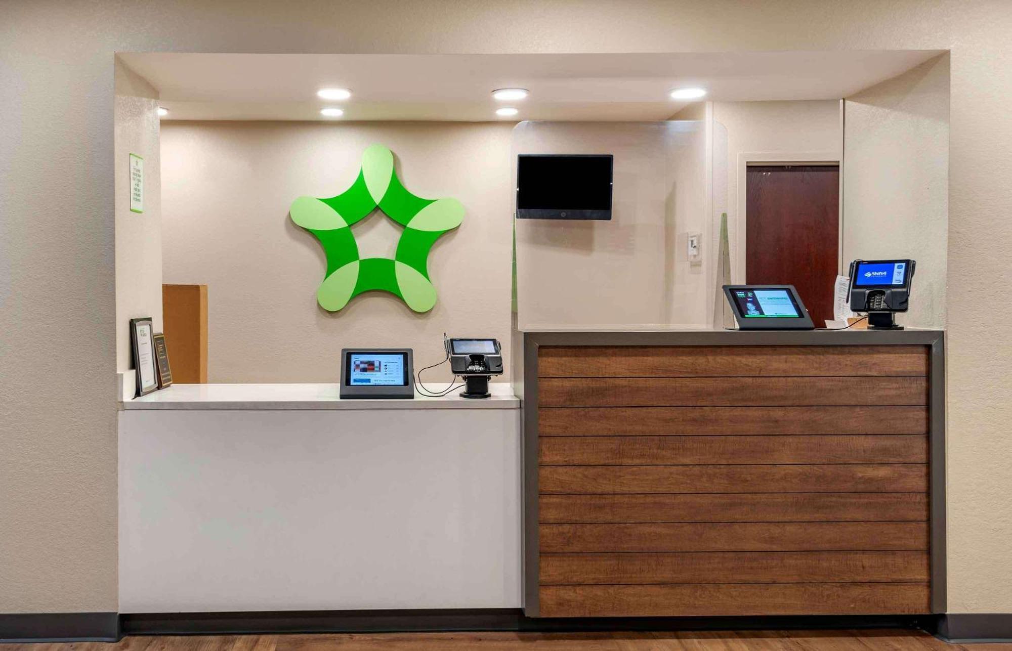 Extended Stay America Suites - Fort Lauderdale - Плантейшън Екстериор снимка